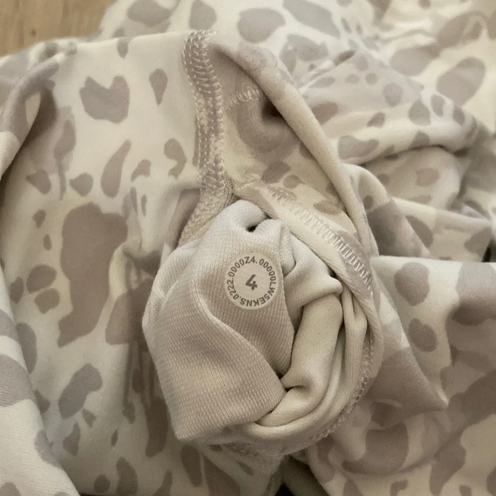 Lululemon align 4 - Picture 2 of 3